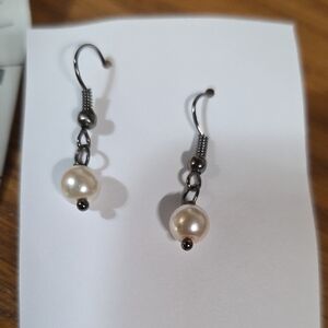 Elegant Pearl Drop Earrings